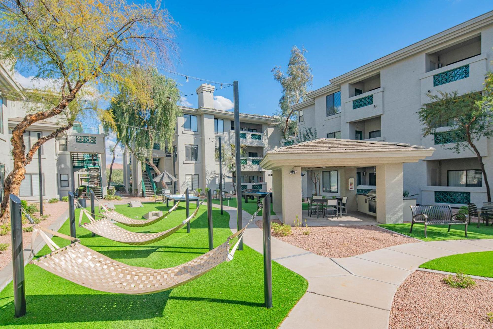 Exclusive-walk To Golf, Shopping & Dining-king Bed N268 Apartment Scottsdale